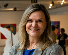 Museu Casa Alfredo Andersen (MCAA) -  Palestra com artista – Dia 24 (quarta-feira), às 19h, o museu recebe Juliane Fuganti, artista visual e atual diretora do Museu de Artes Contemporânea do Paraná para compartilhar suas experiências e jornada artística com o público. A entrada é livre e gratuita.