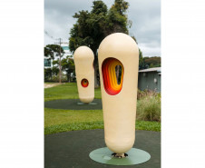 Museu Oscar Niemeyer (MON) - Mediação | MON sem Paredes: Na quarta-feira (24), inicia às 15h uma mediação na mostra MON sem Paredes, que leva a arte para os jardins do museu.