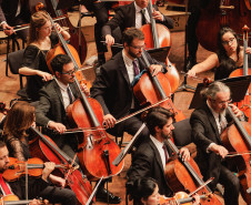 Com o tema amizade, emoção do público marca concerto da Orquestra Sinfônica do Paraná