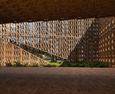 Estado apresenta projeto arquitetônico do Centre Pompidou Paraná; veja o vídeo