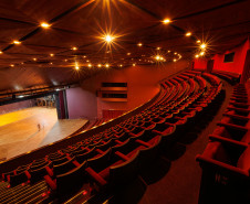 Teatro Guaíra é indicado ao Prêmio Cenym como melhor casa de espetáculos do Brasil