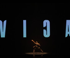 Balé Teatro Guaíra: duas noites de casa cheia marcam sucesso de V.I.C.A. e Stol no Guairinha