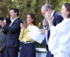 O governador Carlos Massa Ratinho Junior recepcionou nesta quarta-feira (3), em São Paulo, o presidente do Centre Pompidou, Laurent Le Bon, que chega ao Brasil para o início das ativações do Centre Pompidou Paraná, que acontecem nesta semana em Foz do Iguaçu