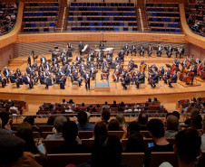 Orquestra Sinfônica do Paraná reúne mil pessoas em concerto inédito em Belo Horizonte