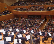 Orquestra Sinfônica do Paraná reúne mil pessoas em concerto inédito em Belo Horizonte