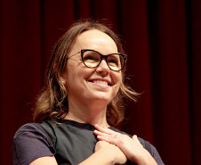 Entrega da reforma do telhado do Teatro Guaíra / parceria da AUDI - Apresentação de Ballet para 600 crianças de escolas públicas.