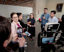 Entrega da reforma do telhado do Teatro Guaíra / parceria da AUDI - Apresentação de Ballet para 600 crianças de escolas públicas.