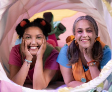 Centro Cultural Teatro Guaíra  -  Auditório Glauco Flores Sá de Brito (Miniauditório) - Tum Tu Tubos – Nos dias 1.º e 2 de novembro (sábado e domingo), o espetáculo para bebês “Tum Tu Tubos” será apresentado gratuitamente no Auditório Glauco Flores de Sá Brito (Miniauditório)