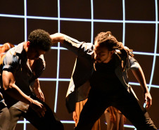 Balé Teatro Guaíra inspira novas gerações em apresentações em Ibiporã
