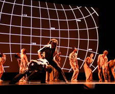 Balé Teatro Guaíra inspira novas gerações em apresentações em Ibiporã