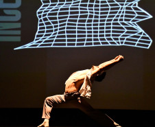 Balé Teatro Guaíra inspira novas gerações em apresentações em Ibiporã
