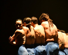 Balé Teatro Guaíra inspira novas gerações em apresentações em Ibiporã