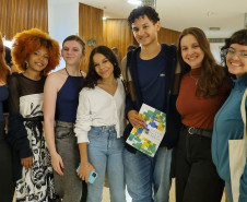 Balé Teatro Guaíra levanta a plateia e emociona no Festival de Dança de Londrina