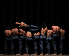 Balé Teatro Guaíra levanta a plateia e emociona no Festival de Dança de Londrina