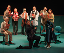 Sucesso de público, “Gregor – uma odisseia patética” volta ao Teatro José Maria Santos