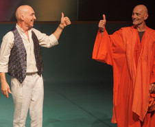 Sucesso de público, “Gregor – uma odisseia patética” volta ao Teatro José Maria Santos