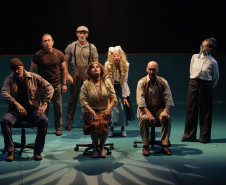 Sucesso de público, “Gregor – uma odisseia patética” volta ao Teatro José Maria Santos