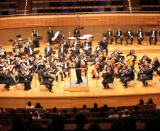 Orquestra Sinfônica do Paraná reúne mil pessoas em concerto inédito em Belo Horizonte