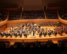 Orquestra Sinfônica do Paraná reúne mil pessoas em concerto inédito em Belo Horizonte