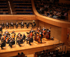 Orquestra Sinfônica do Paraná reúne mil pessoas em concerto inédito em Belo Horizonte