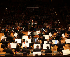 Orquestra Sinfônica do Paraná reúne mil pessoas em concerto inédito em Belo Horizonte