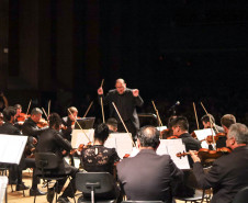 Recepção calorosa do público: Orquestra Sinfônica do Paraná abre o Festival de Música de Maringá