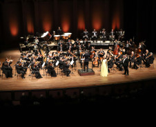 Ópera de Paris e Orquestra Sinfônica do Paraná emocionam Teatro Guaíra lotado