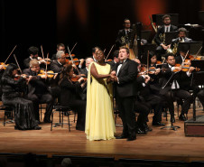Ópera de Paris e Orquestra Sinfônica do Paraná emocionam Teatro Guaíra lotado