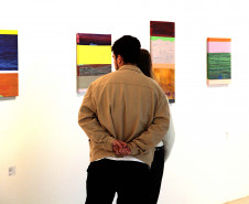 Museu de Arte Contemporânea do Paraná (MAC Paraná) -  Quarta Pública |Jogo ABACORES – Exposição Pinturas Cometidas, de Ronald Simon – Na próxima quarta (22), das 10h às 11h30 e das 14h às 16h, a equipe da ação educativa da Mostra Ronald Simon