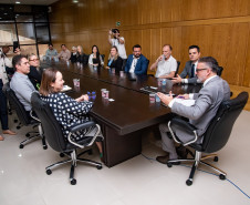 Estado firma acordo para retomada das obras do Museu de Arte Contemporânea do Paraná