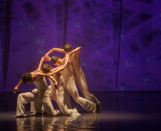 ALGO/RITMO, espetáculo da EDTG está de volta ao palco do Teatro Guaíra