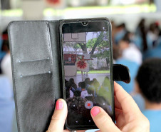 Escola de Dança Teatro Guaíra fez 11 apresentações em pátios de escolas públicas em 2025