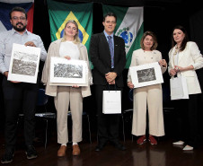 Alunos do Centro Juvenil de Artes Plásticas recebem certificação da República Tcheca