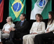 Alunos do Centro Juvenil de Artes Plásticas recebem certificação da República Tcheca