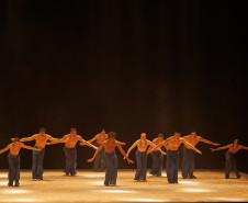 “Contraponto”: espetáculo do Balé Guaíra finalista do prêmio APCA volta ao Guairão