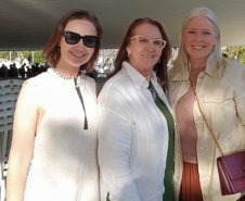 Penúltimo concerto da Orquestra Sinfônica do Paraná no vão do MON reuniu mais de mil pessoas.