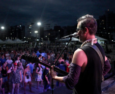 Governo do Paraná lança edital para artistas paranaenses se apresentarem no Verão Maior Paraná 2026