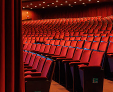 Oscar das artes cênicas elege Teatro Guaíra como melhor casa de espetáculos do Brasil