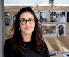 Entre o real e o fantástico: Laura Ridolfi é nova residente no Museu Casa Alfredo Andersen