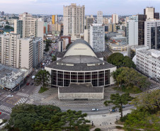 Teatro Guaíra será cenário da abertura oficial do Natal de Curitiba 2025