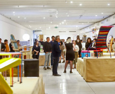 MON oferece visitas mediadas com a curadora Adélia Borges