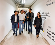 Ratinho Junior celebra preservação da história no lançamento do projeto Memória Paraná