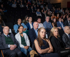 Ratinho Junior celebra preservação da história no lançamento do projeto Memória Paraná