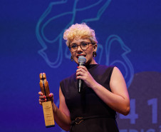 50 anos: entrega do Troféu Gralha Azul traz a diversidade do teatro paranaense