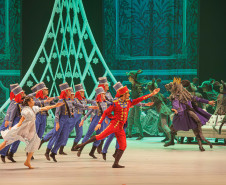 Com ingressos esgotados, “O Quebra-Nozes” chega ao Teatro Guaíra nesta semana