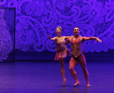 "O Quebra-Nozes": montagem do Guaíra emociona plateia lotada na primeira apresentação