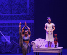 "O Quebra-Nozes": montagem do Guaíra emociona plateia lotada na primeira apresentação