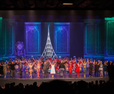 "O Quebra-Nozes": montagem do Guaíra emociona plateia lotada na primeira apresentação