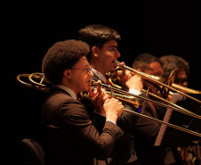 Orquestra Sinfônica do Paraná lota o Guairão no concerto que encerrou a temporada de 2025