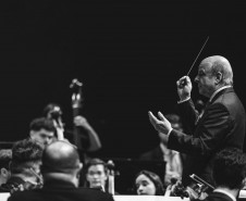 Orquestra Sinfônica do Paraná lota o Guairão no concerto que encerrou a temporada de 2025
